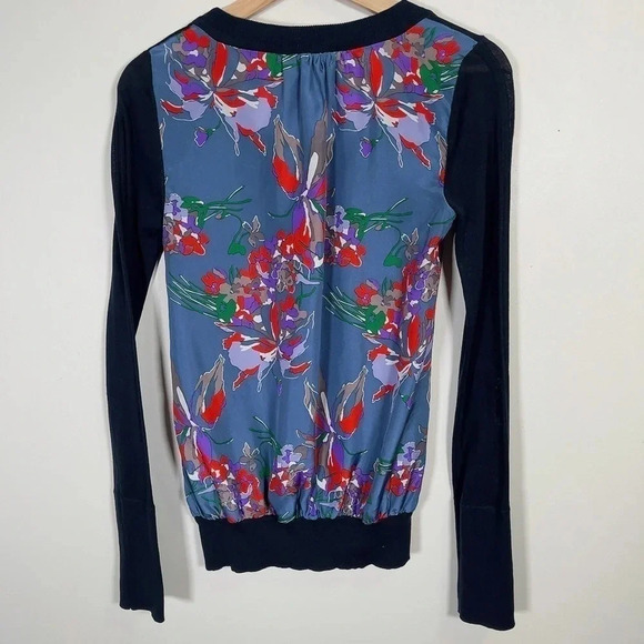 10 Crosby Derek Lam  Floral Back Navy Sweater - Picture 14 of 14